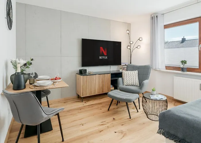 Fenjoy Design Studio Apartment